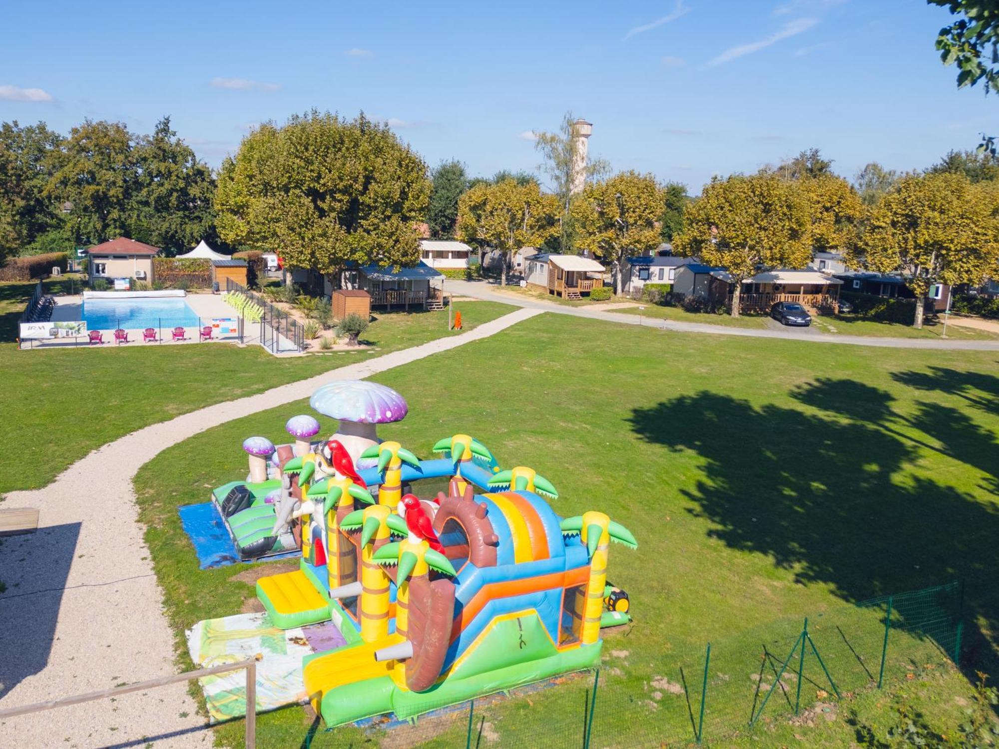 L'Oasis Des Dombes Otel Ambérieux-en-Dombes Dış mekan fotoğraf